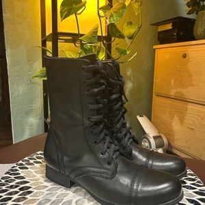 Steve Madden Black Lace-Up Leather Boots